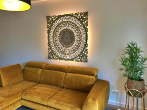 Nowy Piękny Apartament z 50 m2 Ogródkiem